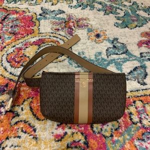 Michael kors belt bag